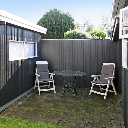 Ilya - 90m To The Fjord By Interhome