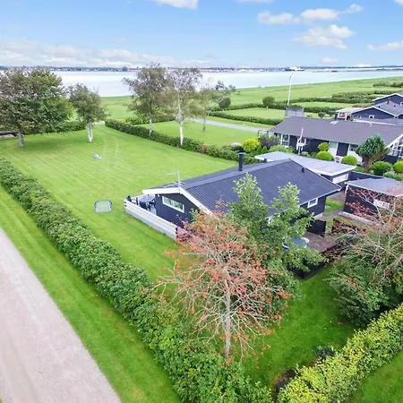 Feriehus Ilya - 90m To The Fjord By Interhome